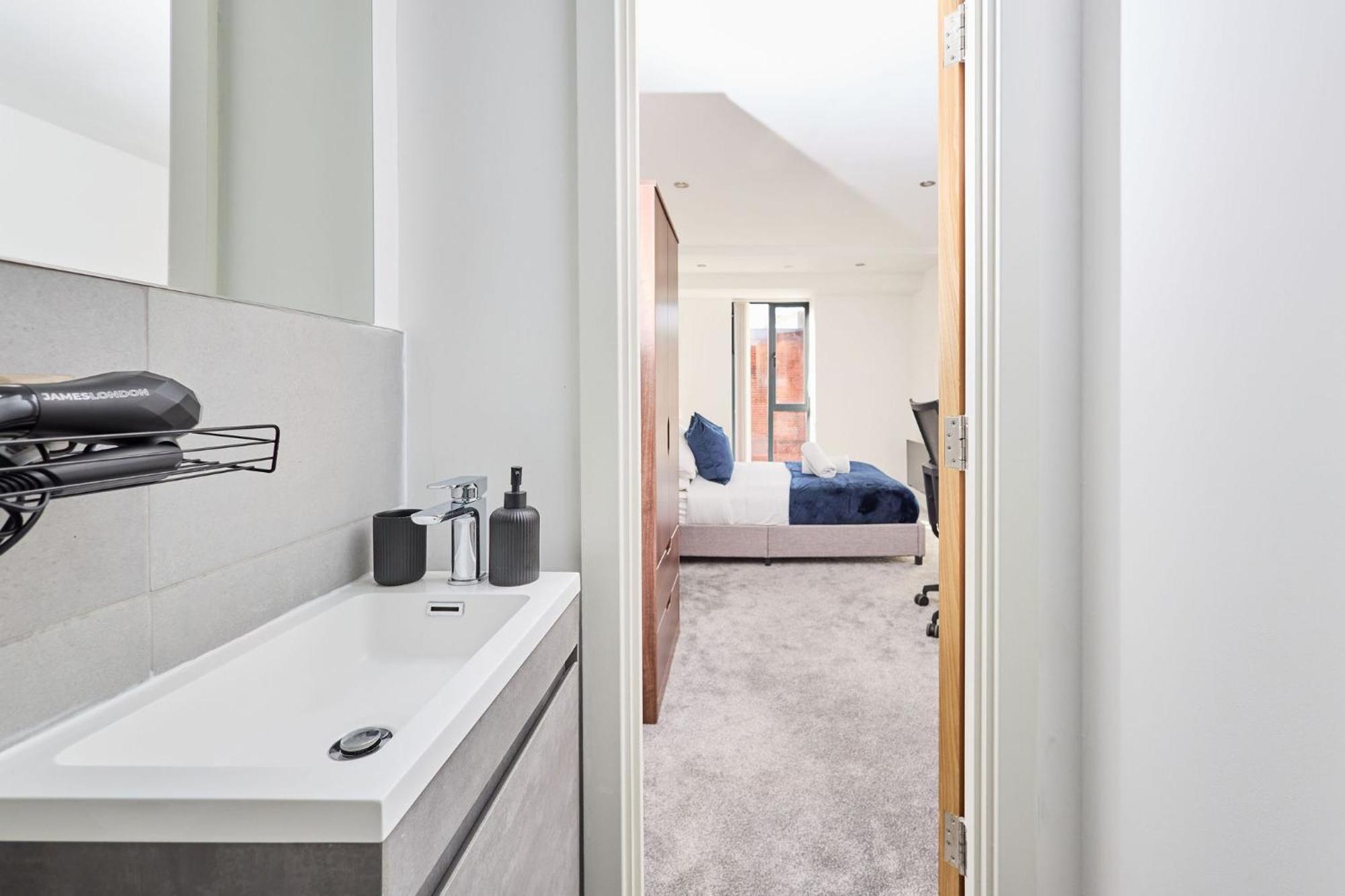 2bed Modernkitchen Petsok Tv Wifi Birmingham