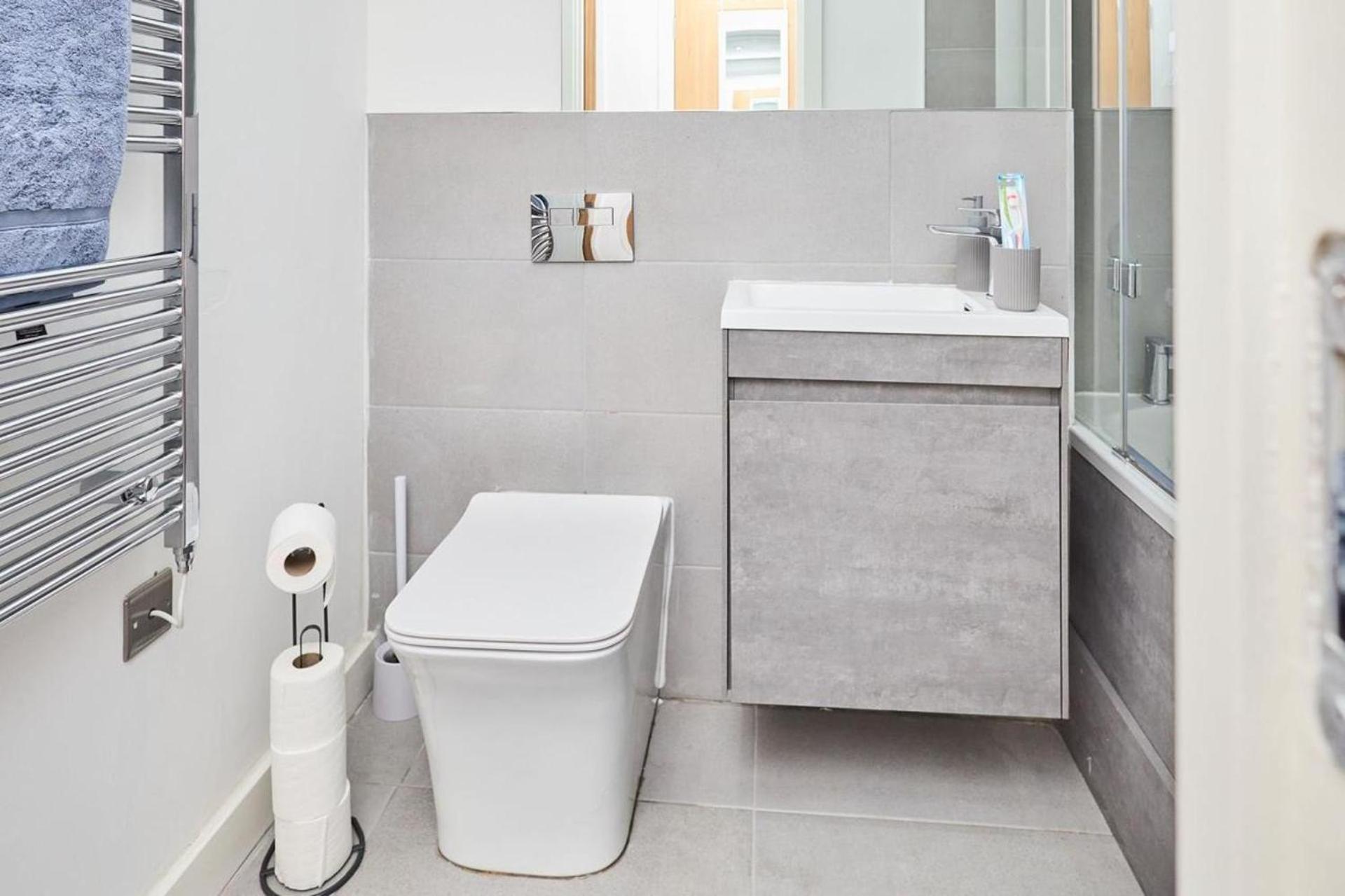 2bed Modernkitchen Petsok Tv Wifi Apartment *
